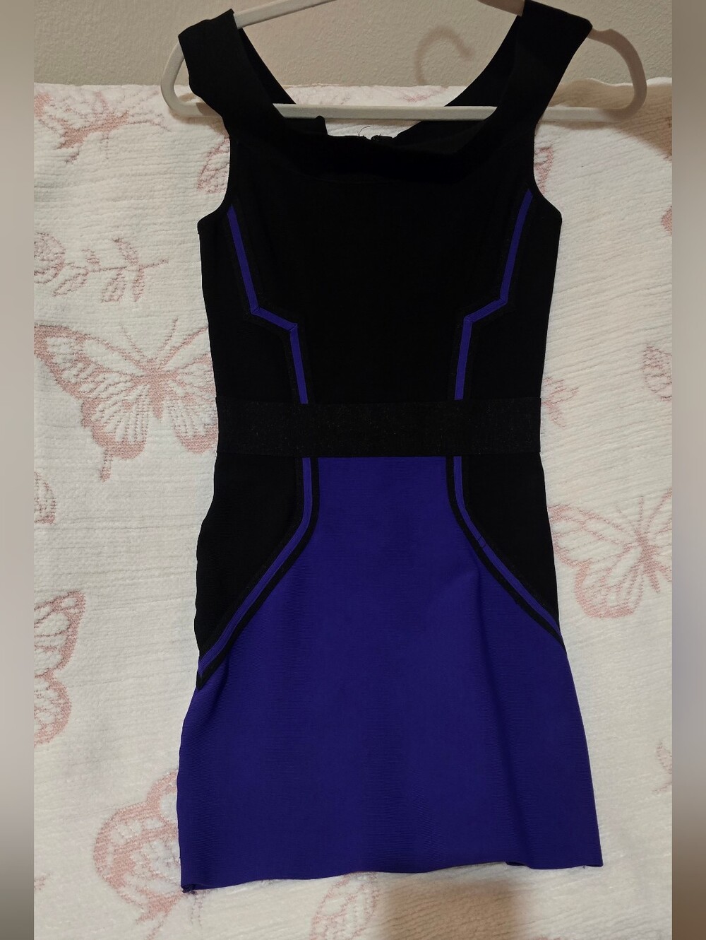 Guess by Marciano Black And Purple Colorblock Mini Dress